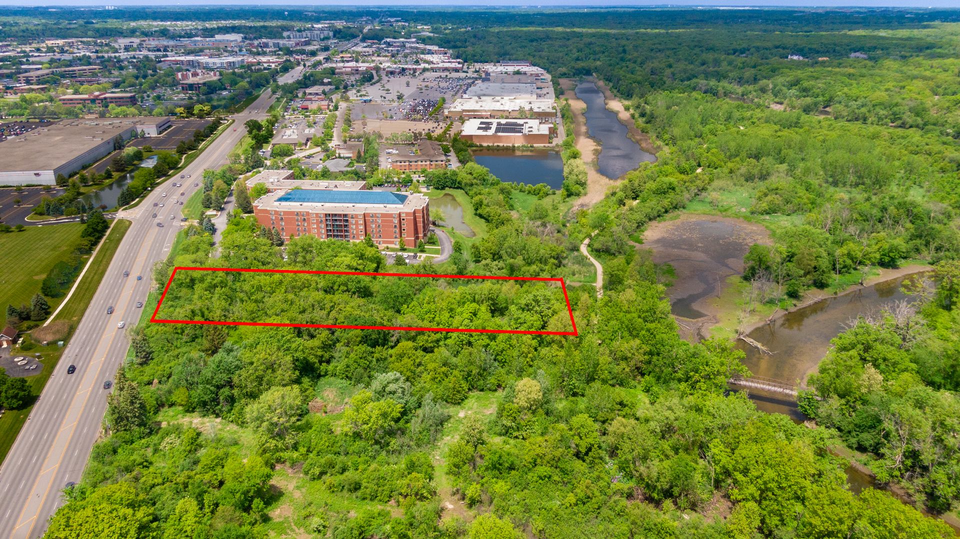 25043 N Il Route 21 — Vernon Hills, IL 60061