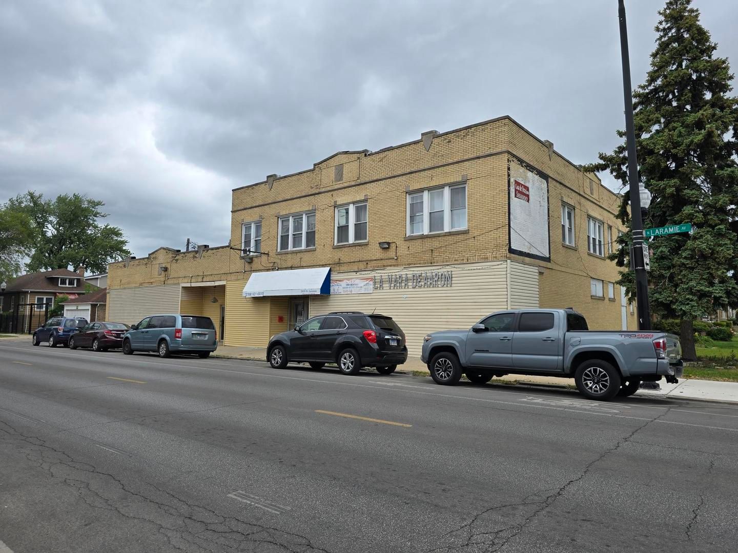 5154 W Wolfram Street — Chicago, IL 60641