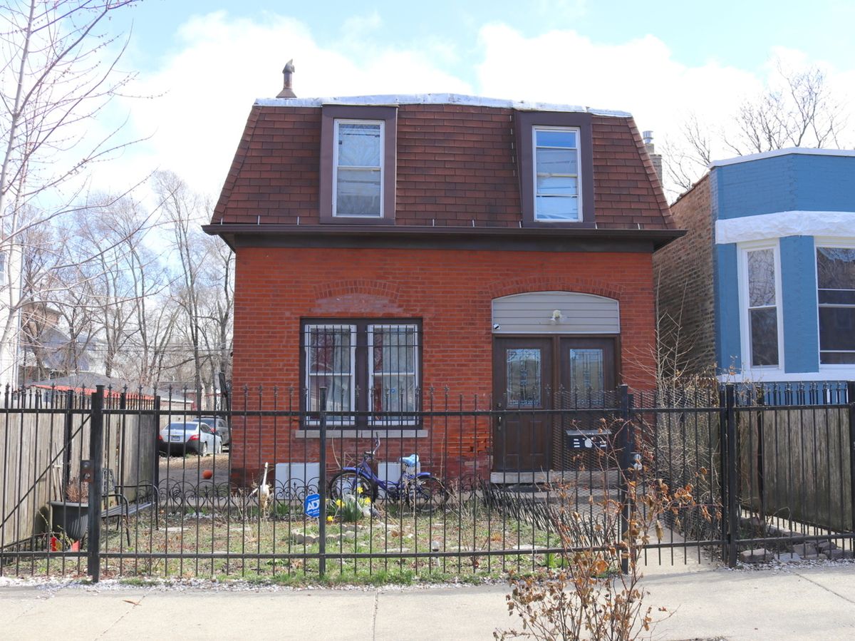 727 Springfield Avenue, Chicago, IL 60624