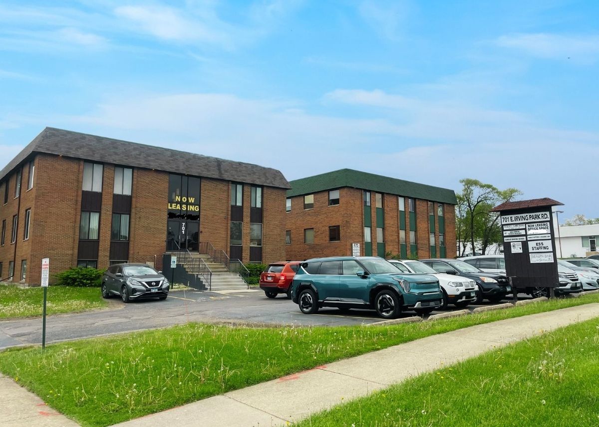 701 Irving Park Road, Roselle, IL 60172