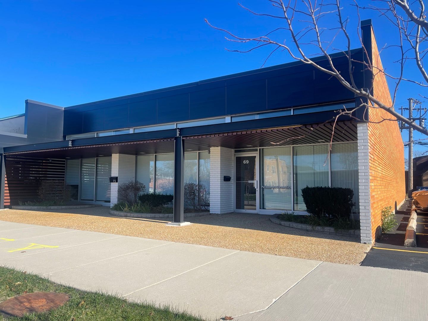 69 N Broadway Street #69-73 — Des Plaines, IL 60016