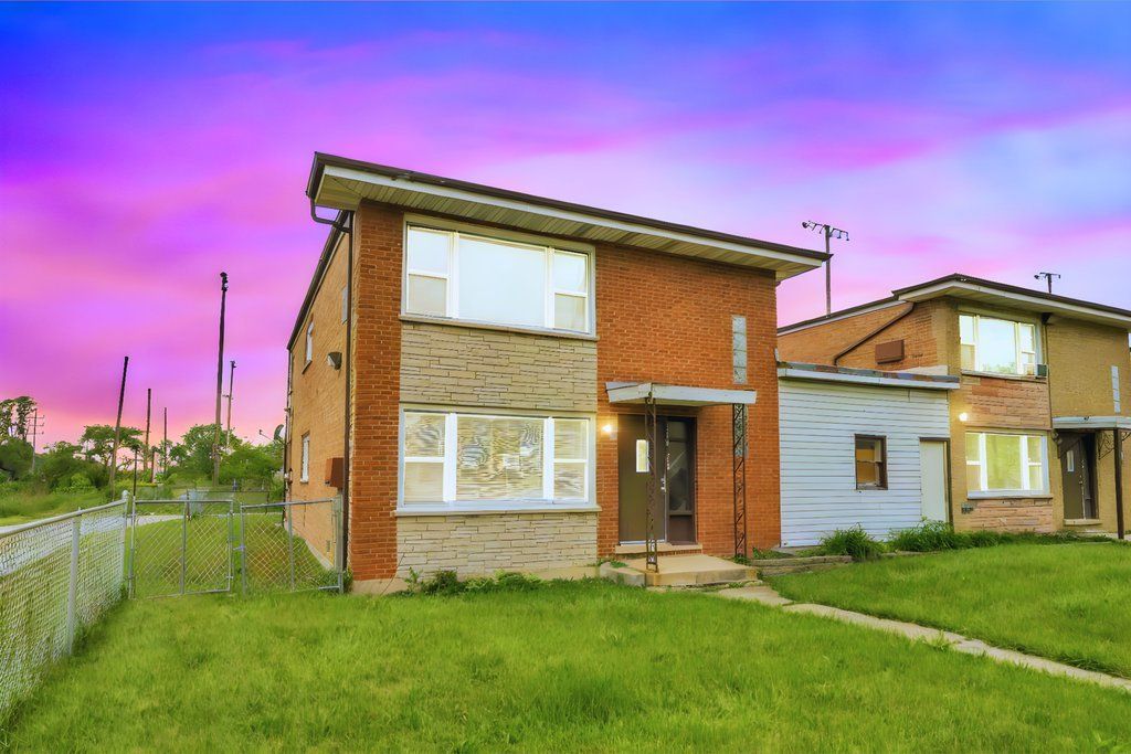 16048 Halsted Street #2 — Harvey, IL 60426