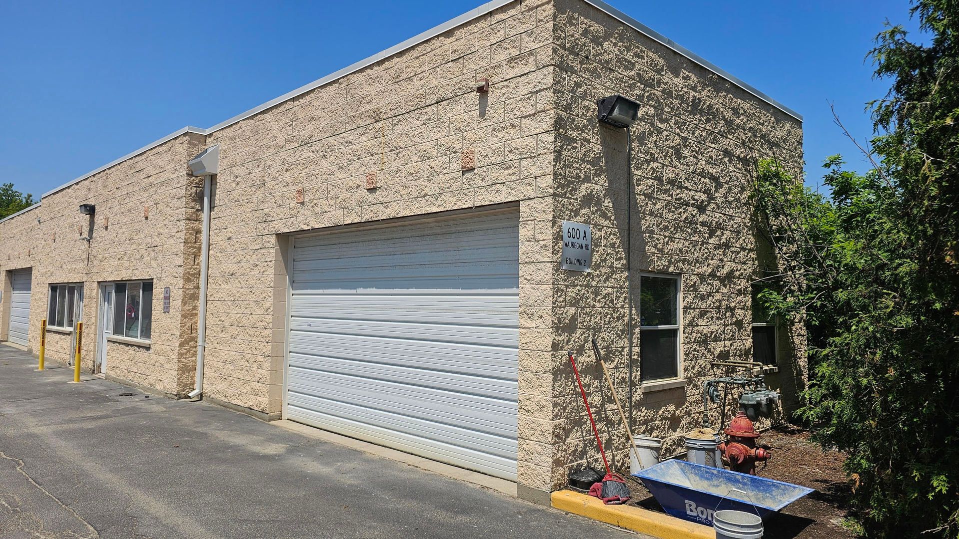 600 N Waukegan Road #4 — Northbrook, IL 60062