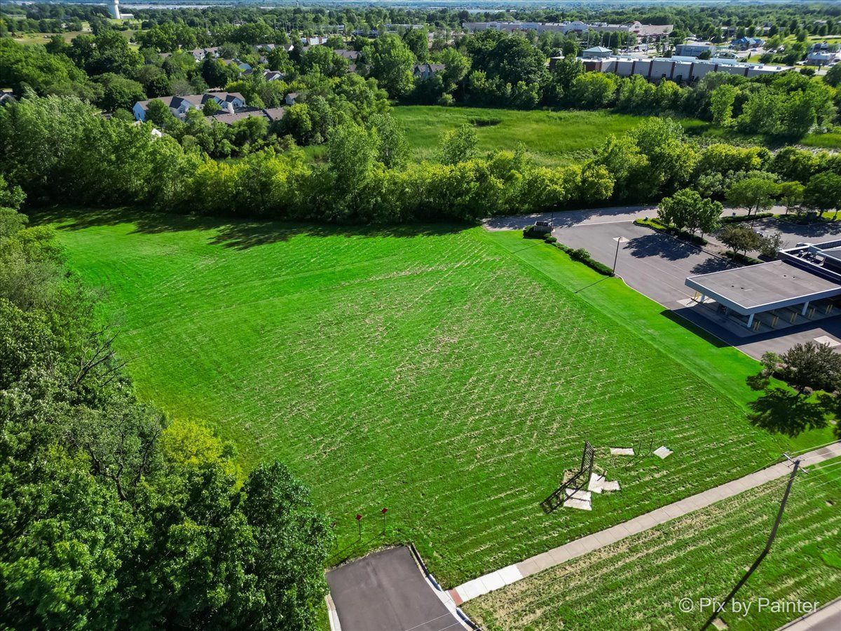6850 Huntley Road — Carpentersville, IL 60110