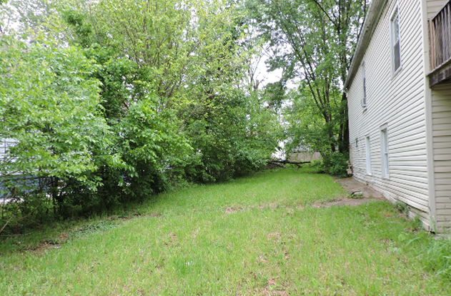 222 W 110th Street — Chicago, IL 60628