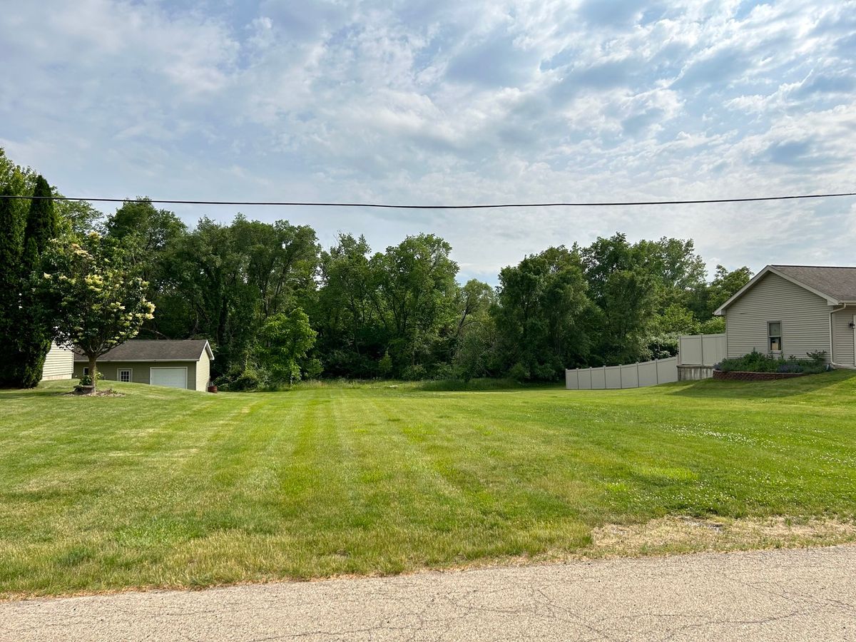 511 Washington Street, Utica, IL 61373