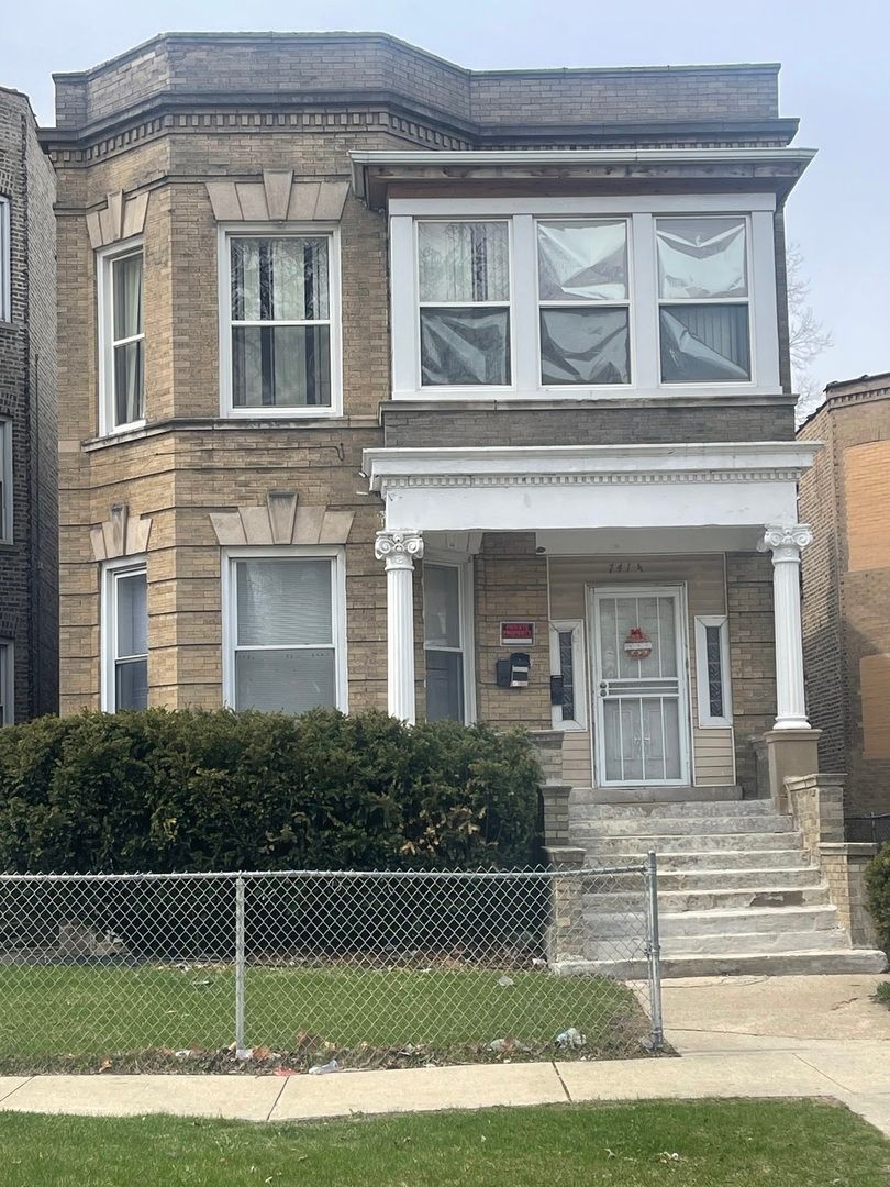 7414 Princeton Avenue, Chicago, IL 60621