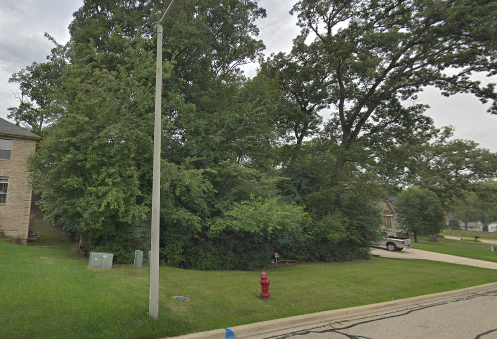 1033 rosewood Drive — Carpentersville, IL 60110