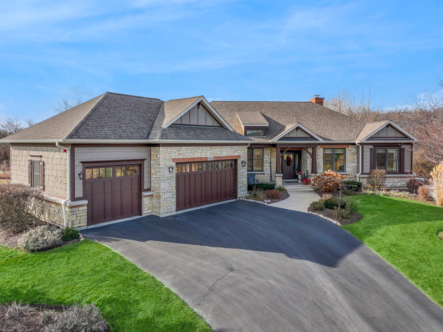10019 Henning Drive — Huntley, IL 60142