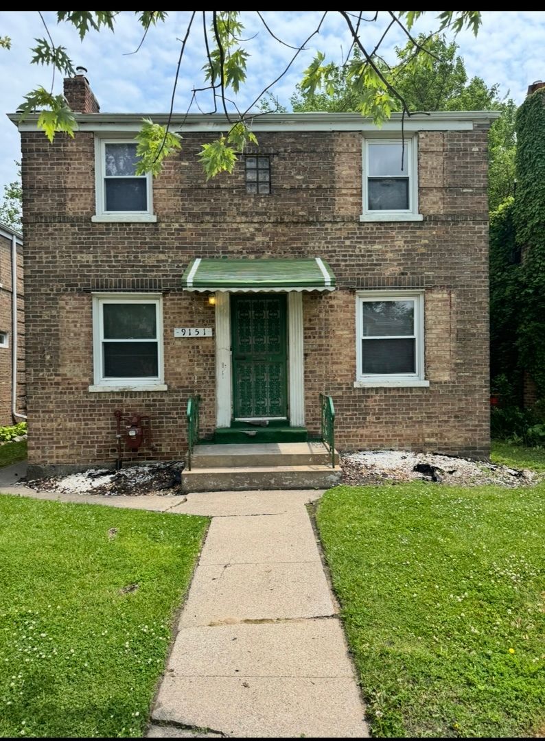 9151 S Perry Avenue — Chicago, IL 60620