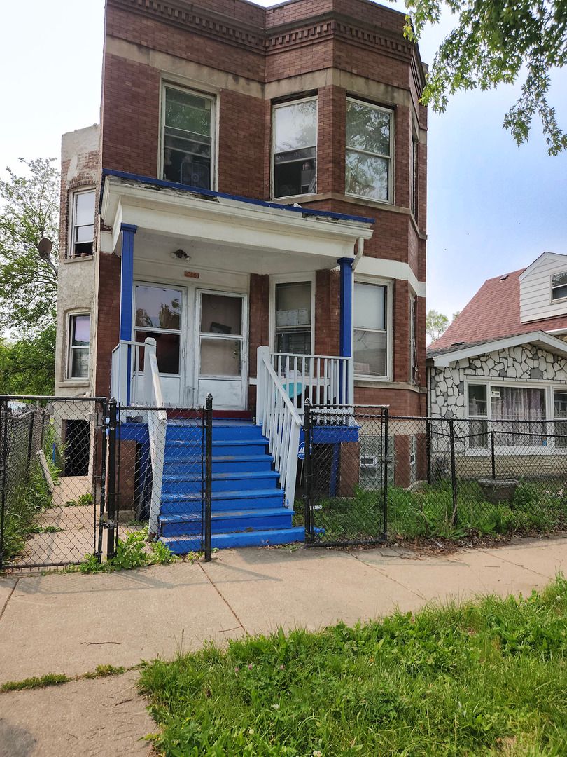5350 S Winchester Avenue — Chicago, IL 60609