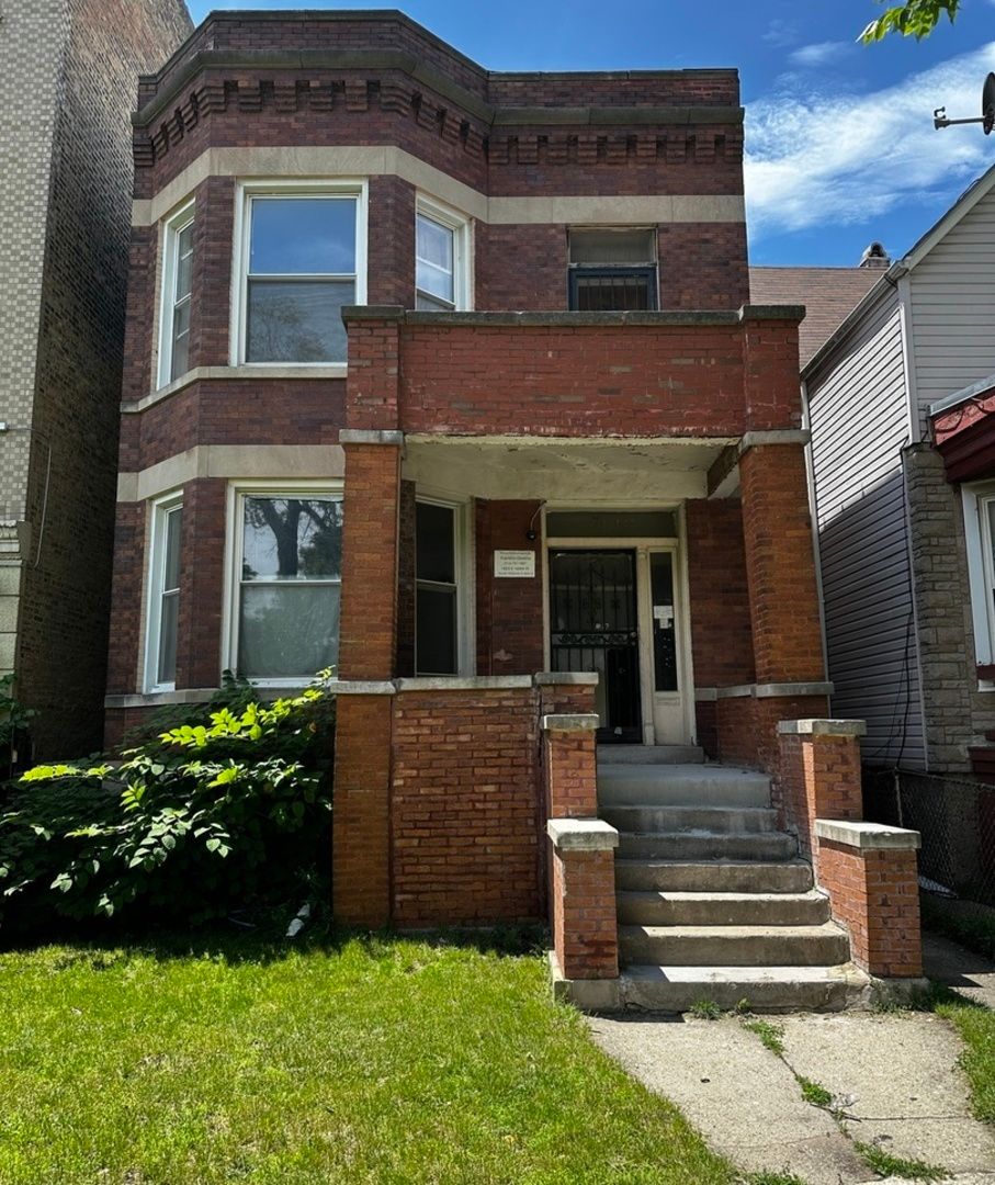 7142 S LOWE Avenue — Chicago, IL 60621