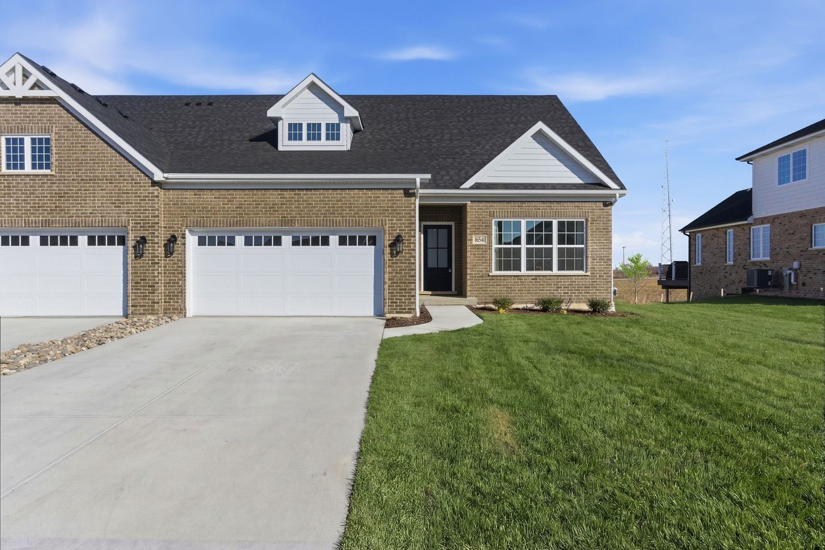 16541 Kayla Drive — Lemont, IL 60439