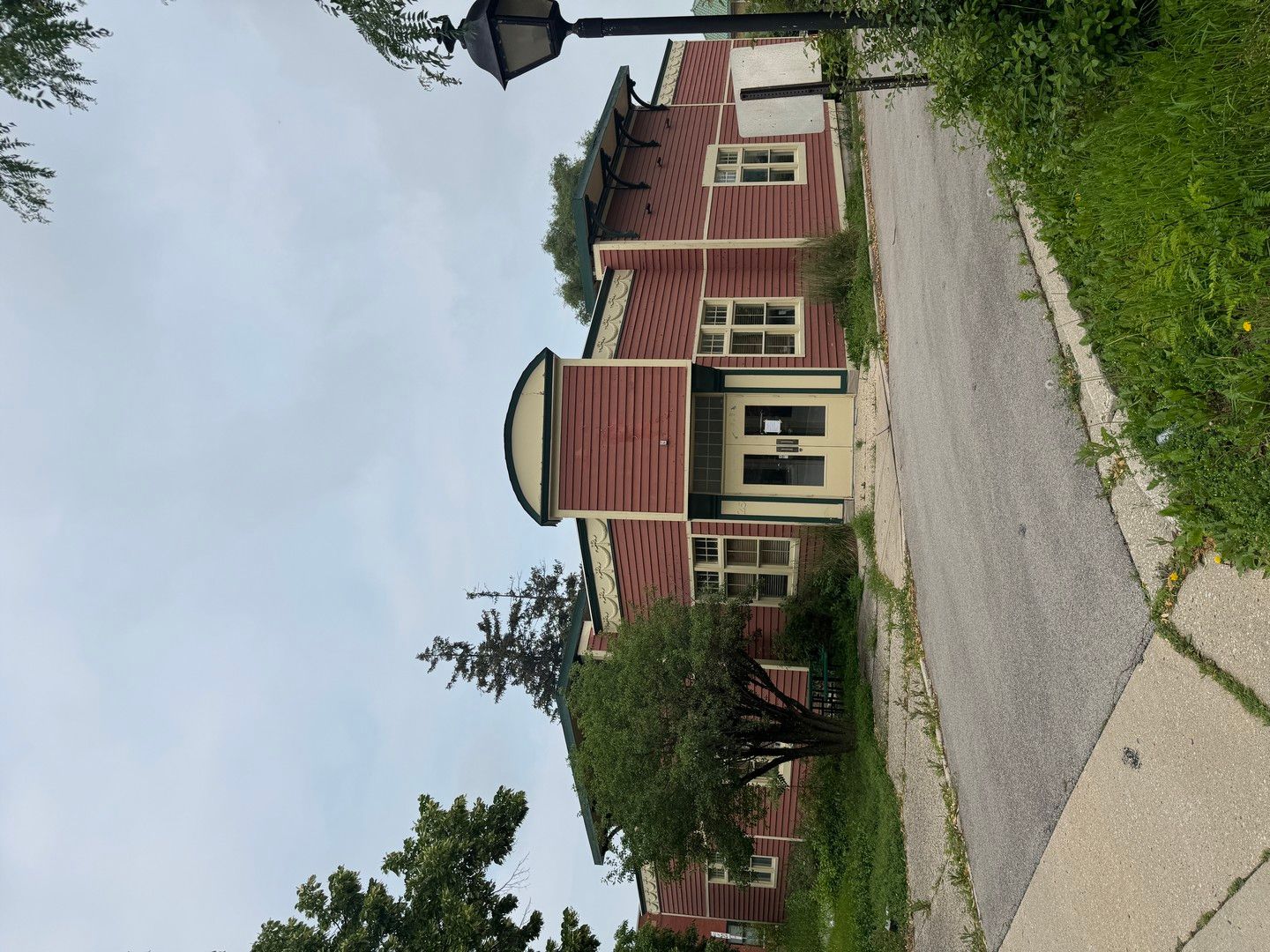 25 S Roselle Road — Schaumburg, IL 60193