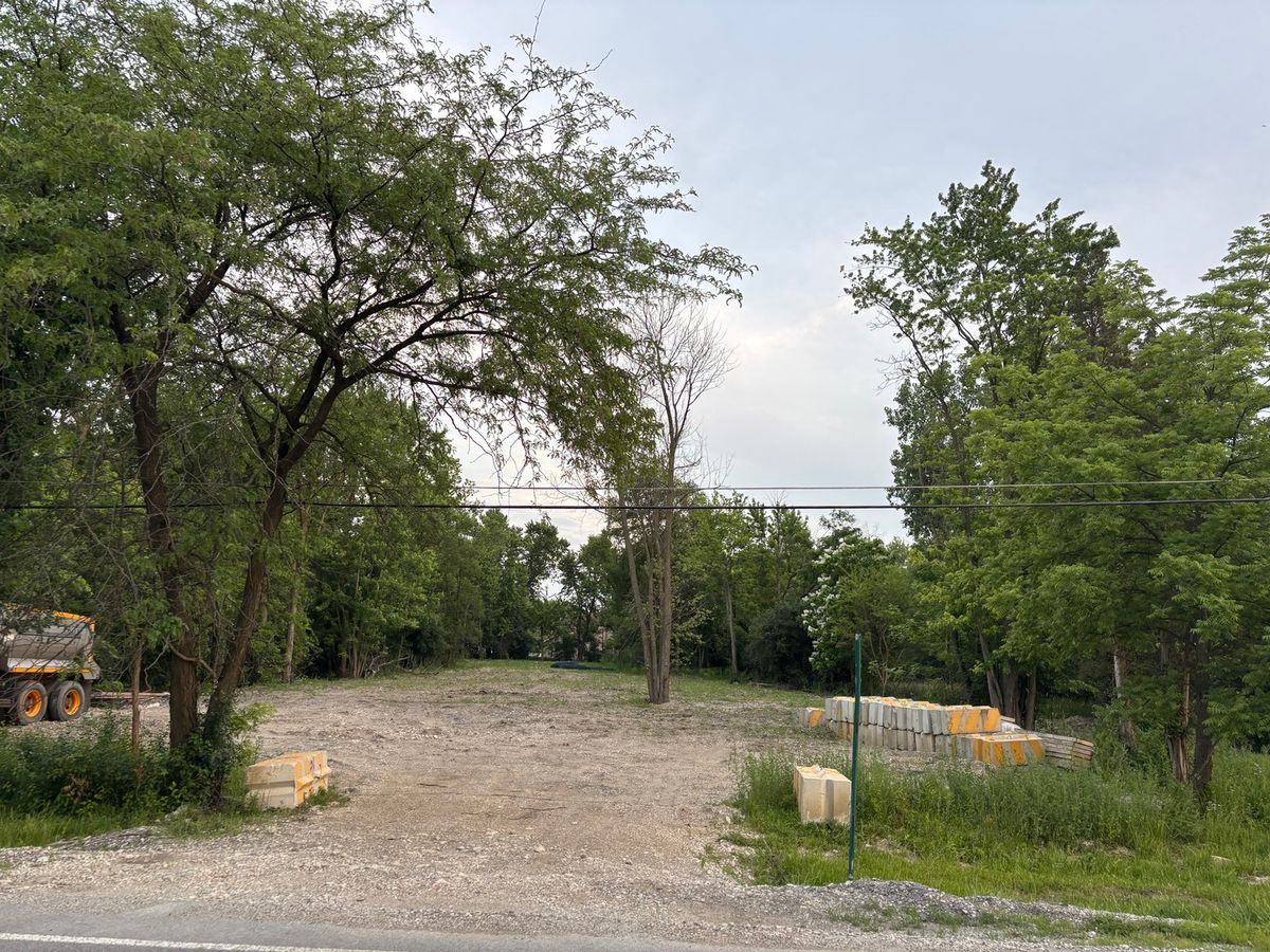 3949 Flossmoor Road, Flossmoor, IL 60422