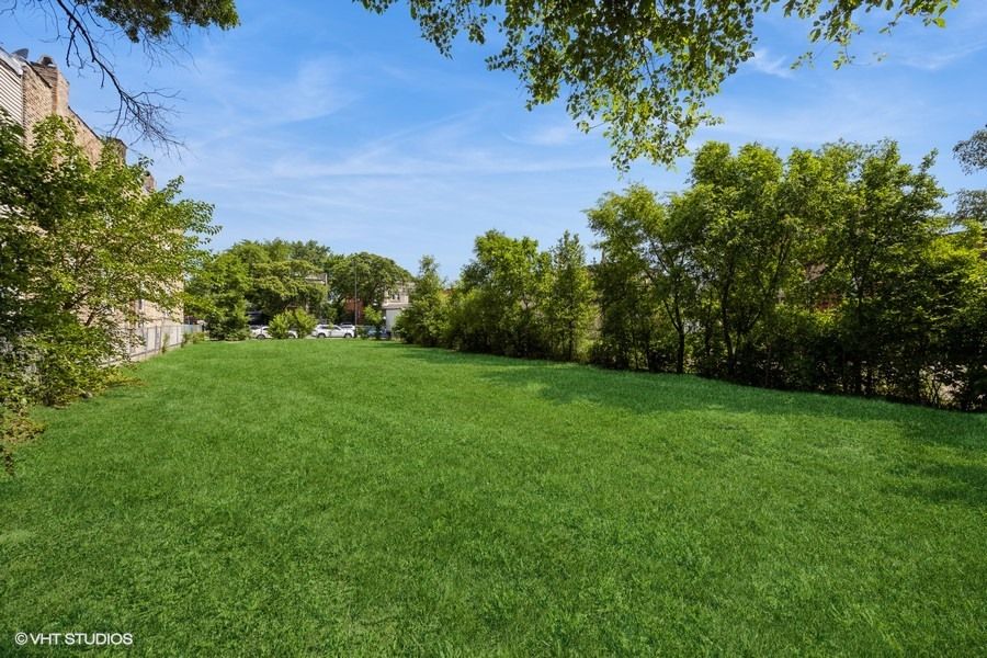 3849 Washington Boulevard, Chicago, IL 60624