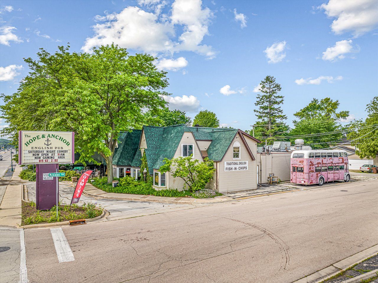 5040 N 2nd Street — Loves Park, IL 61111
