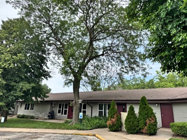 603 N Prospect Street — Cambridge, IL 61238