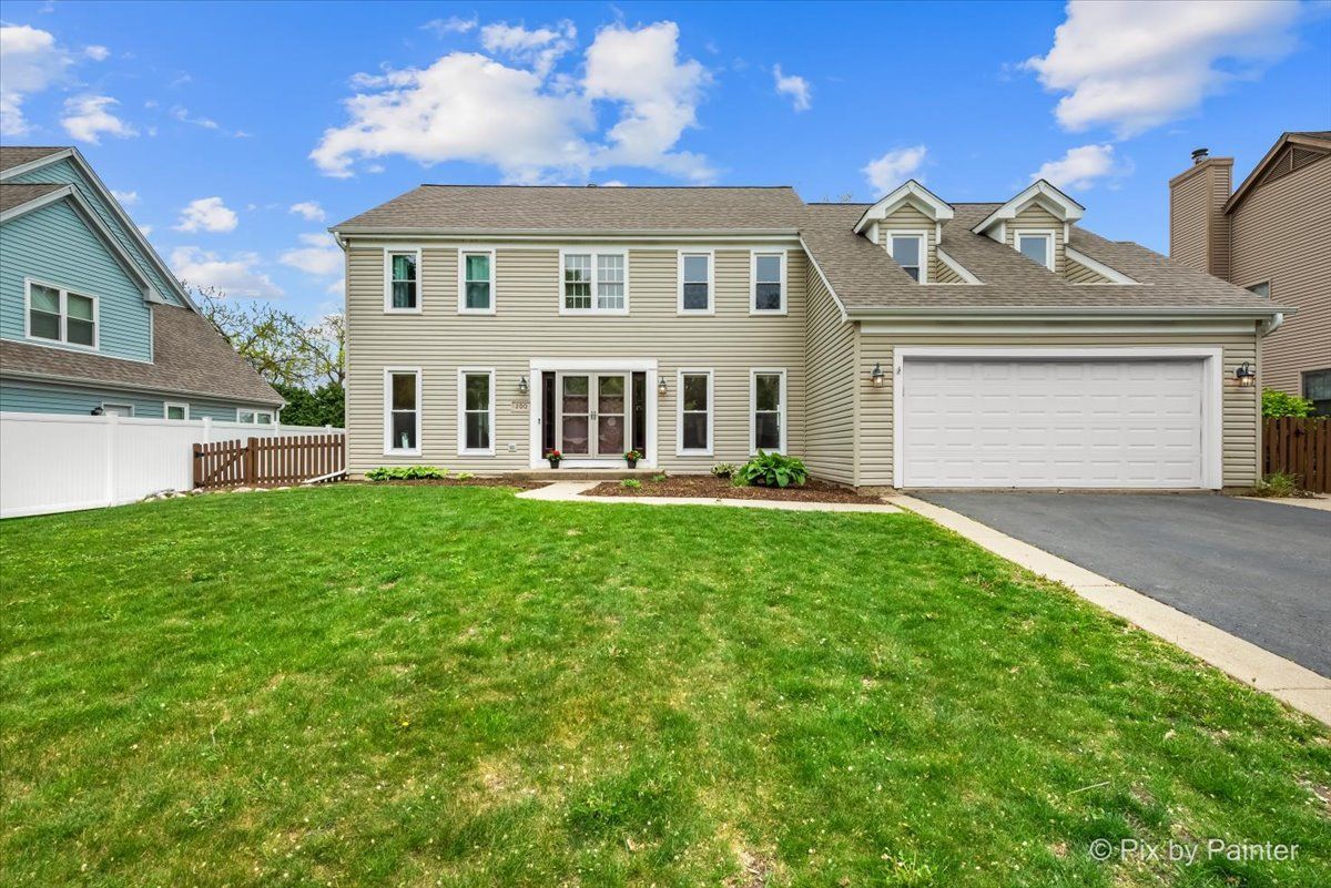 200 Ambria Drive, Mundelein, IL 60060