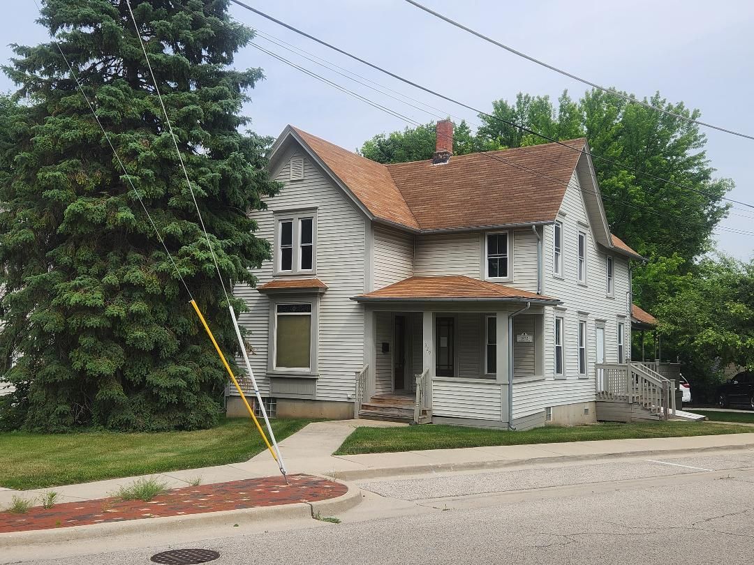 329 Jefferson Street — Algonquin, IL 60102