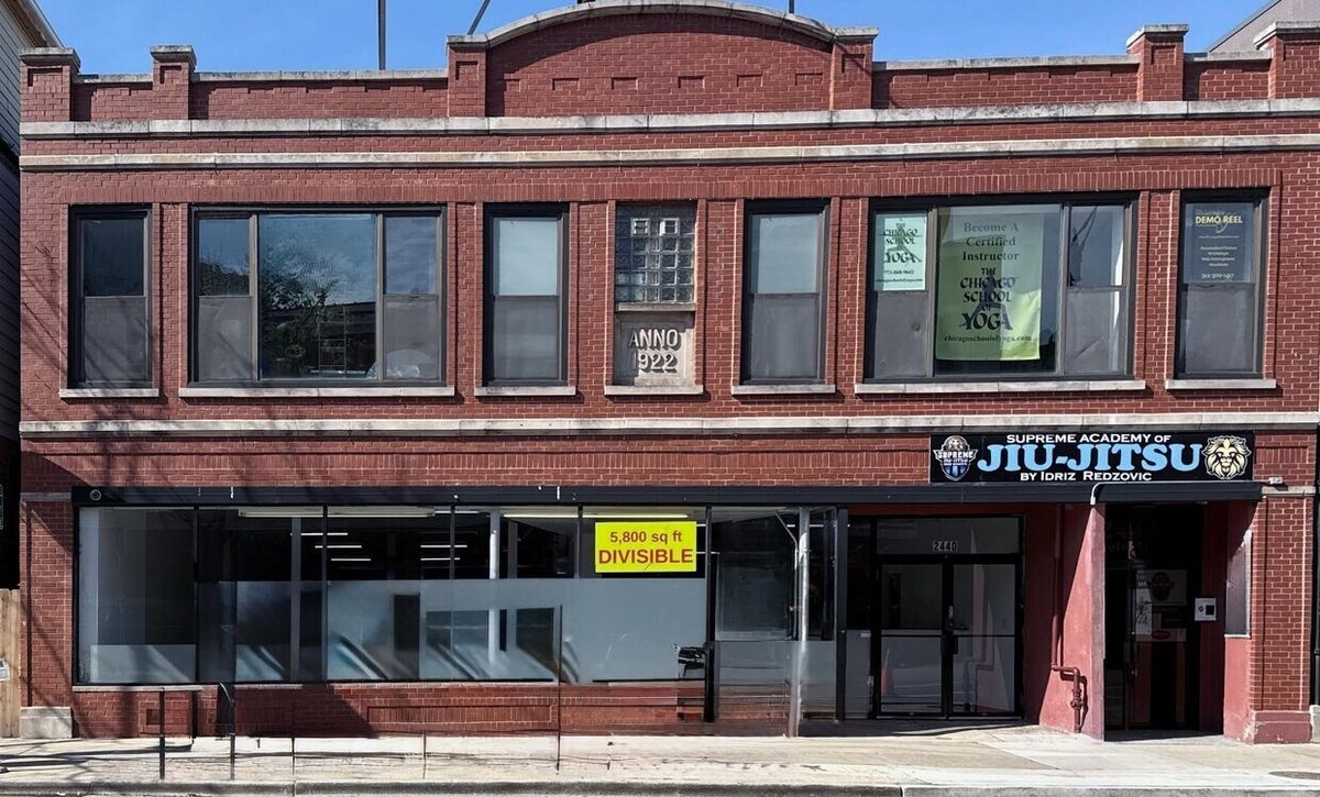 2440 Lincoln Avenue, Chicago, IL 60614