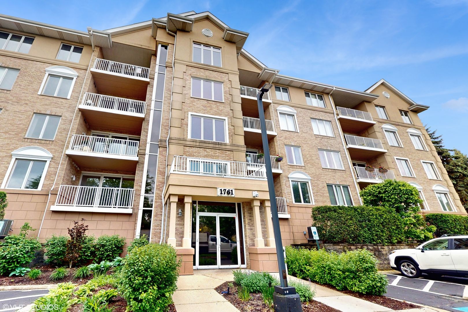 1761 Pavilion Way #506 — Park Ridge, IL 60068