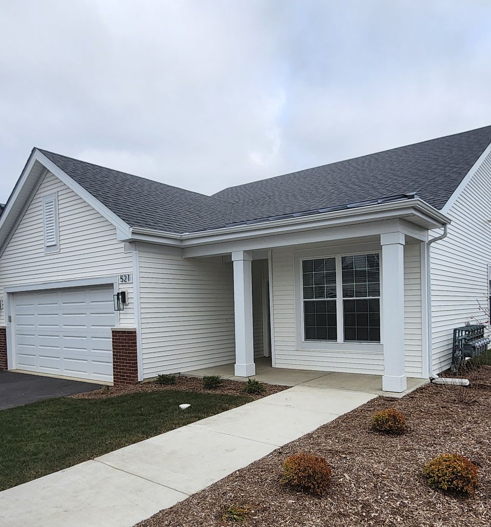 513 Vinca Lane — Oswego, IL 60543