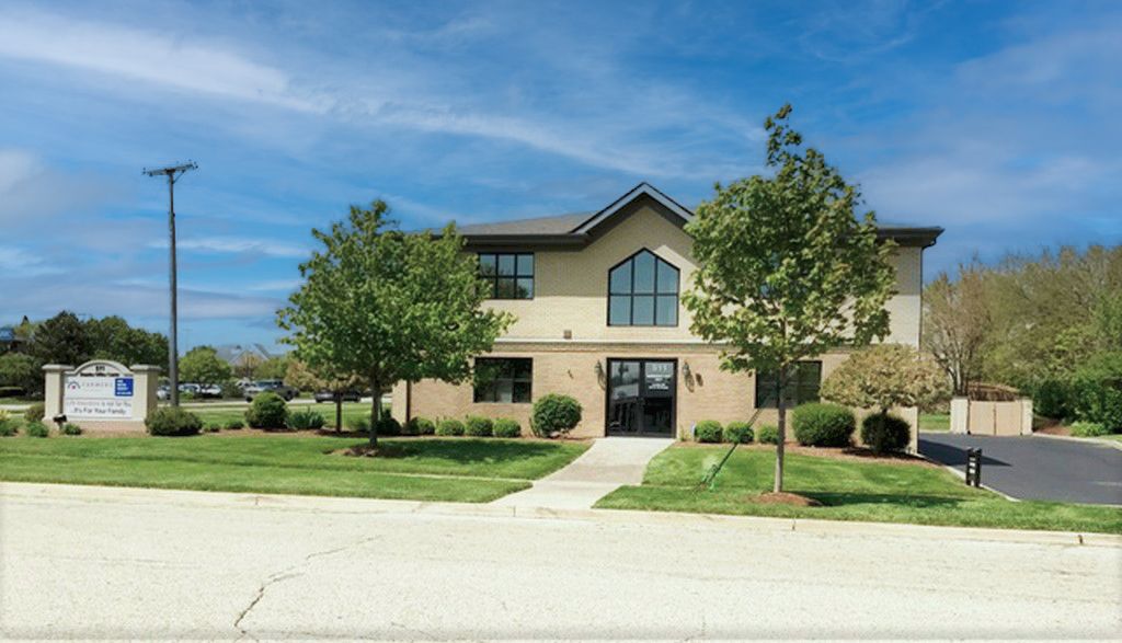 511 Eichler Drive #203-204 — West Dundee, IL 60118
