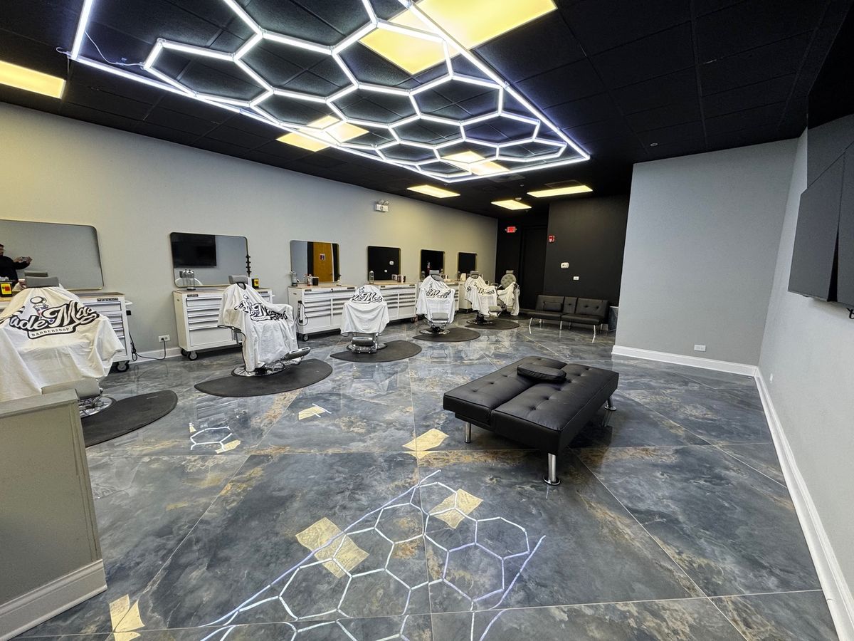 210 Penny Avenue, East Dundee, IL 60118