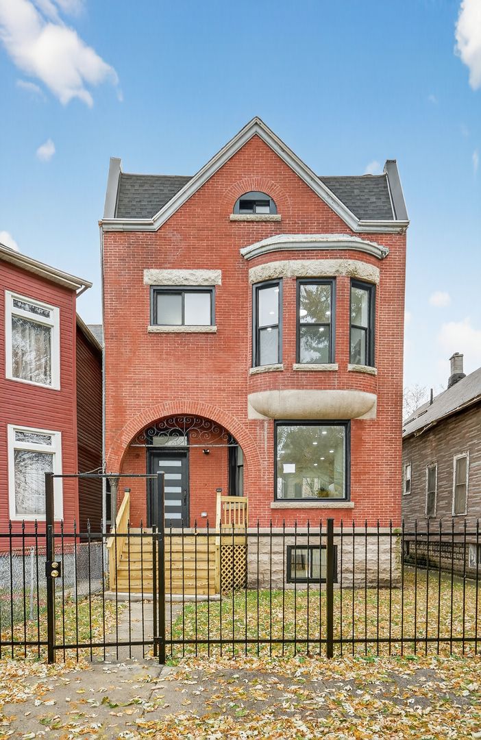 5141 S Wabash Avenue — Chicago, IL 60615