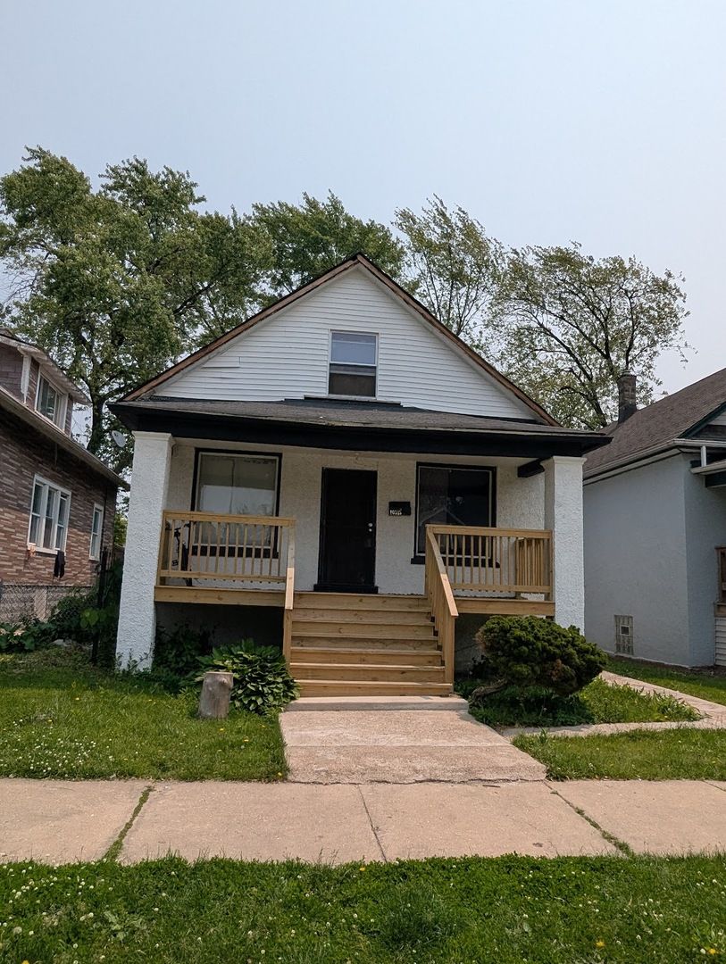 10515 S Perry Avenue — Chicago, IL 60628