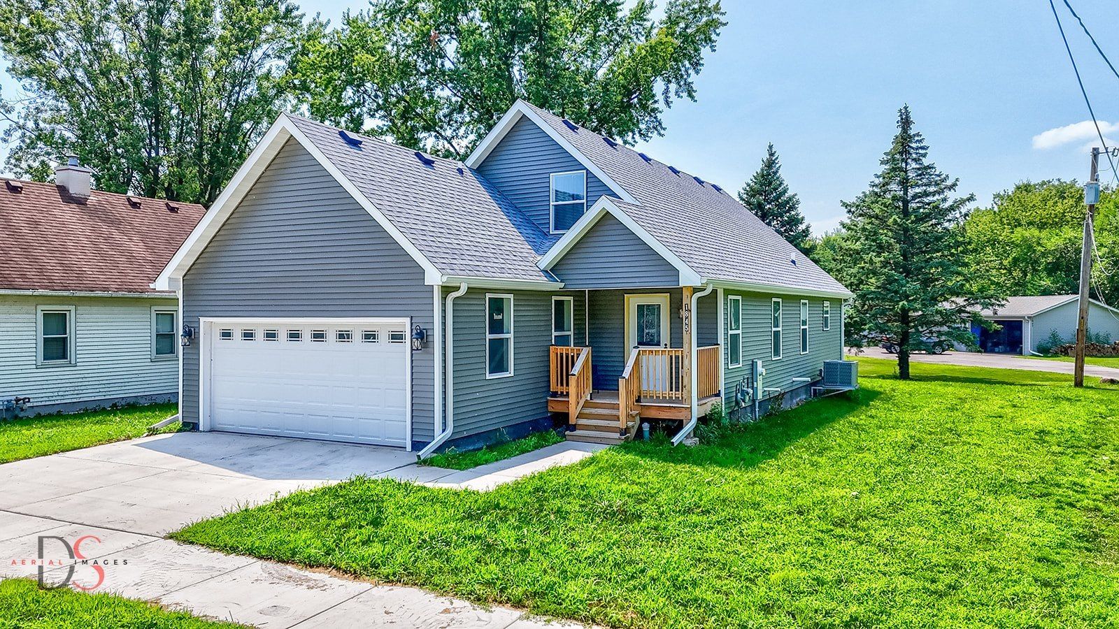1845 LaSalle Street — Ottawa, IL 61350