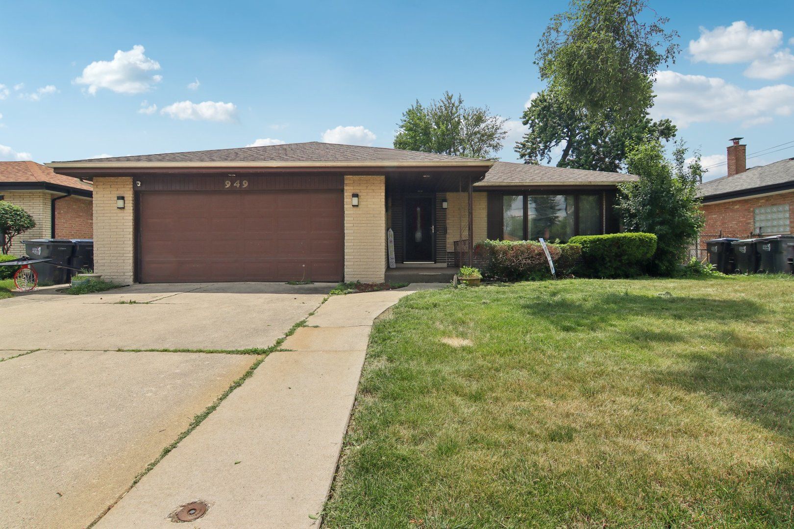 949 170th Street — South Holland, IL 60473
