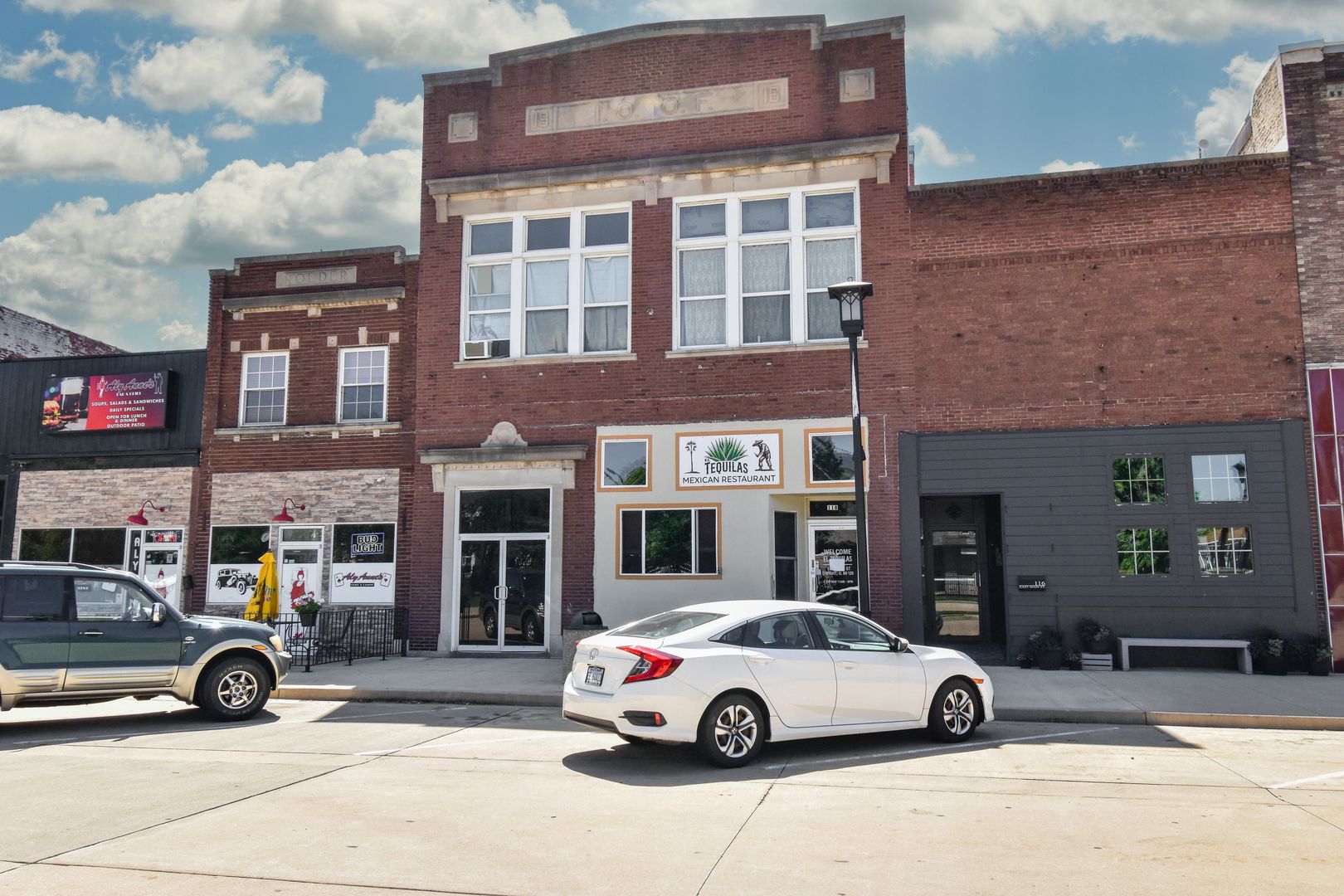 118 E Main Street — Dwight, IL 60420