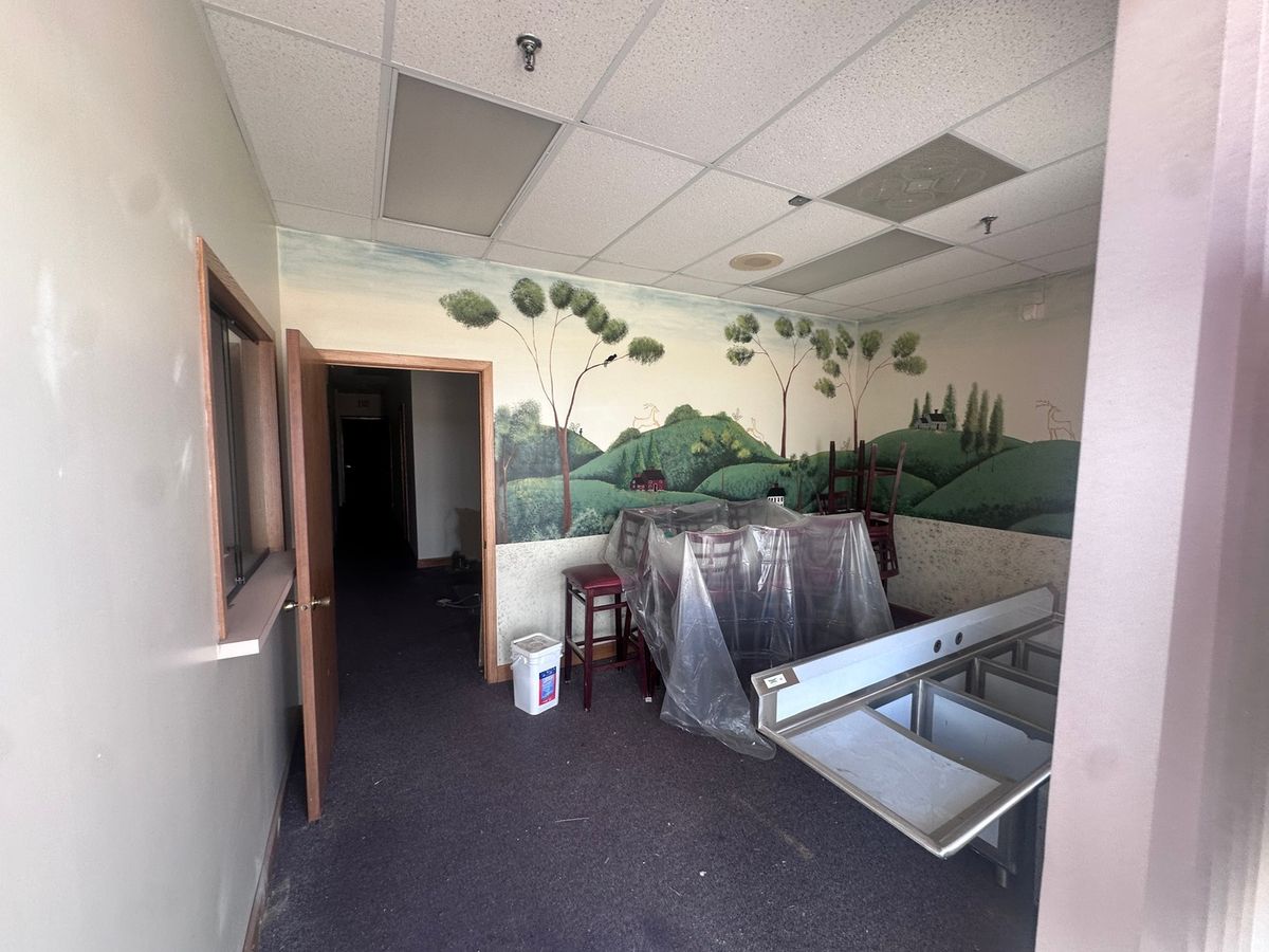 207 Rand Road, Lake Zurich, IL 60047