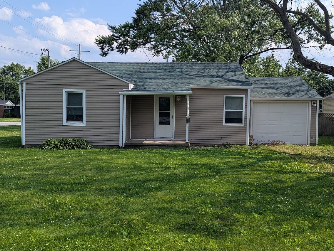 707 E Van Allen Street — Tuscola, IL 61953