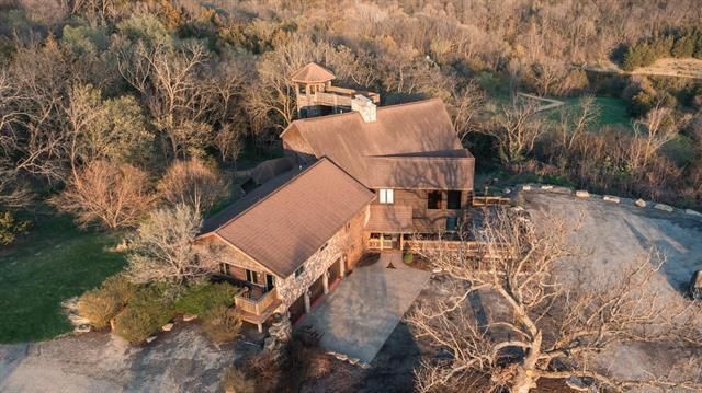 2003 W Hanover Road, Hanover, IL 61041