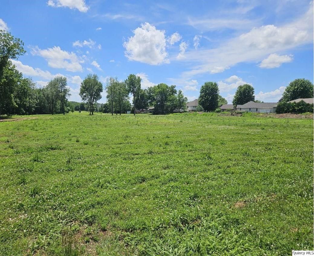 1700 Kochs Lane, Quincy, IL 62305