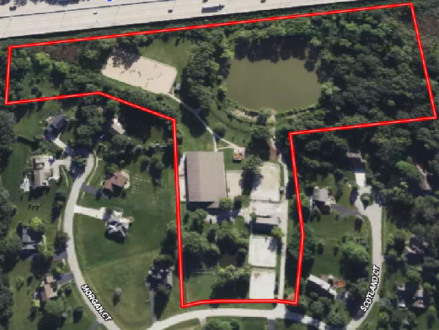 14314 Towne Trail — Green Oaks, IL 60048