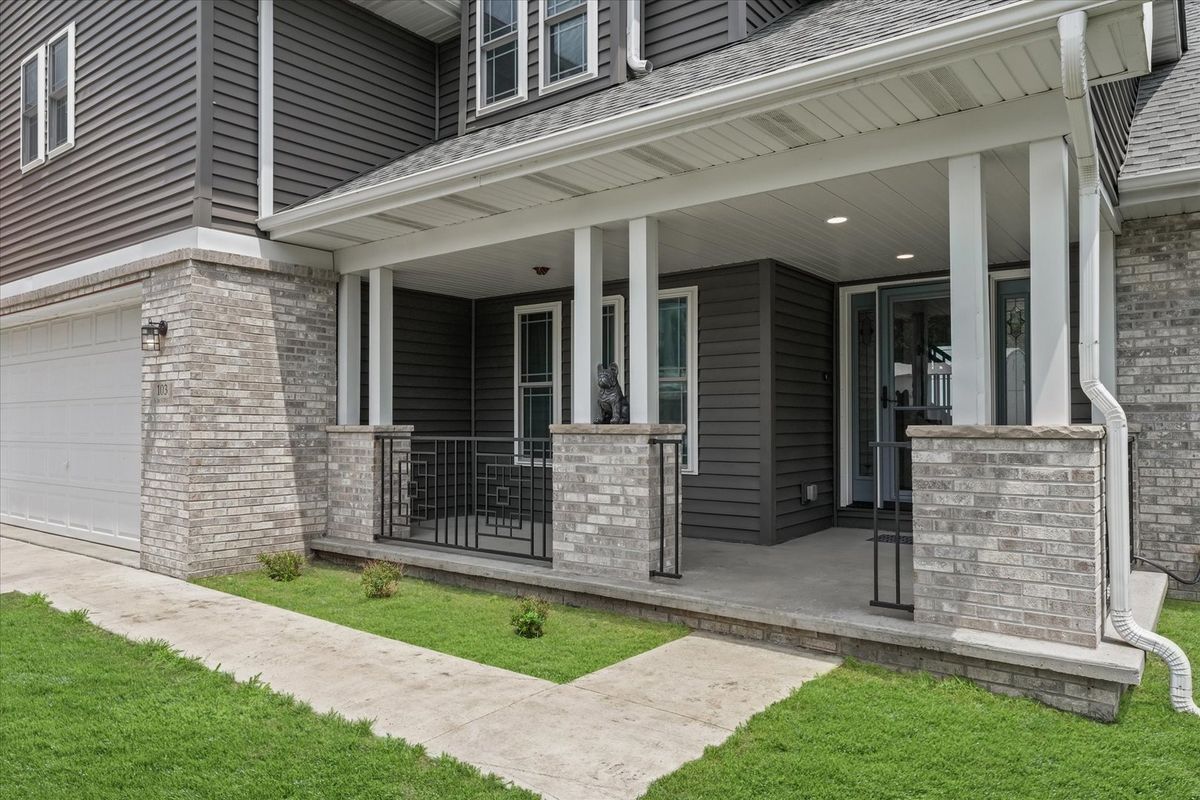 103 1st Street, Strawn, IL 61775