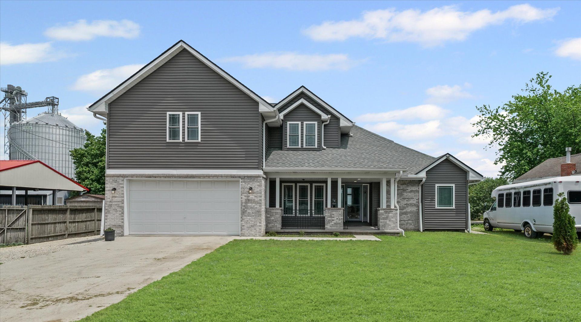 103 S 1st Street — Strawn, IL 61775