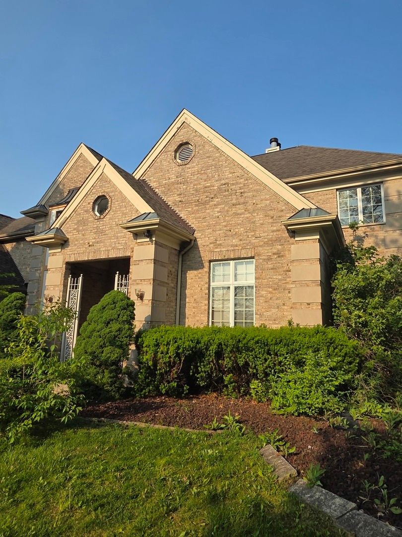 27815 Stoney Island Avenue, Crete, IL 60417