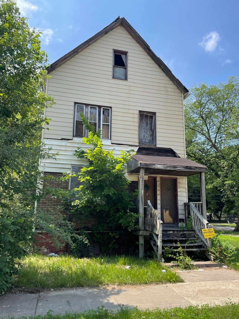 5802 MAY Street, Chicago, IL 60621