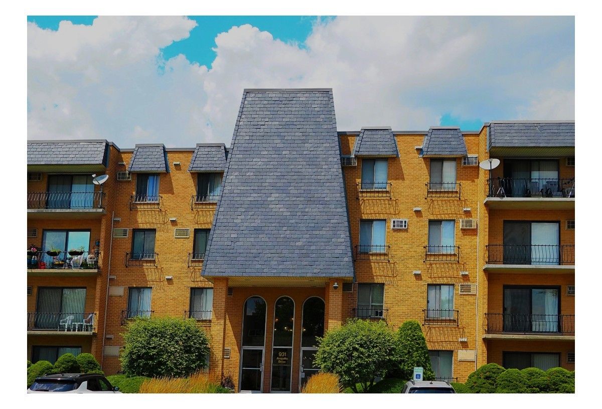 931 Arquilla Drive #314 — Glenwood, IL 60425