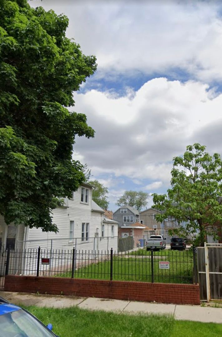 2503 N Lotus Avenue — Chicago, IL 60639