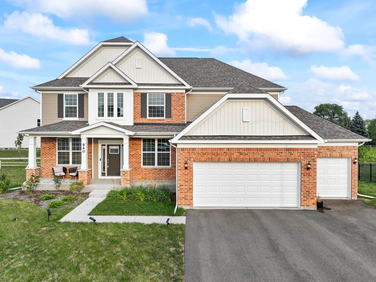 940 Treeline Drive — Algonquin, IL 60102