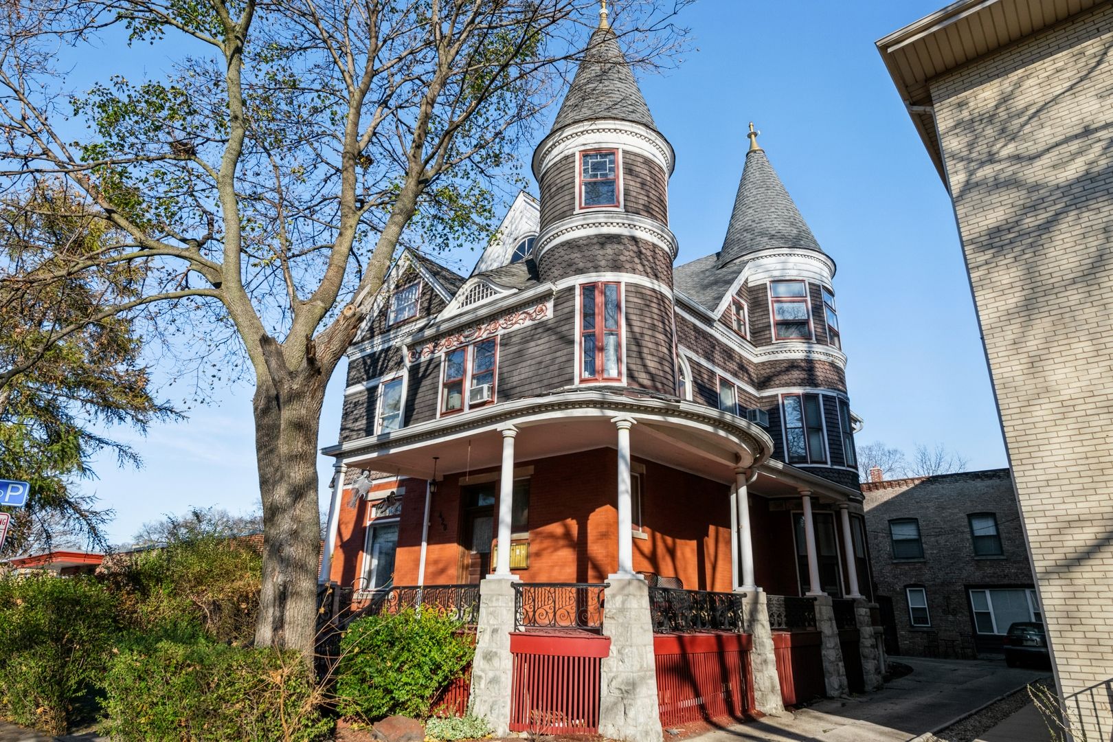 420 N Marion Street — Oak Park, IL 60302