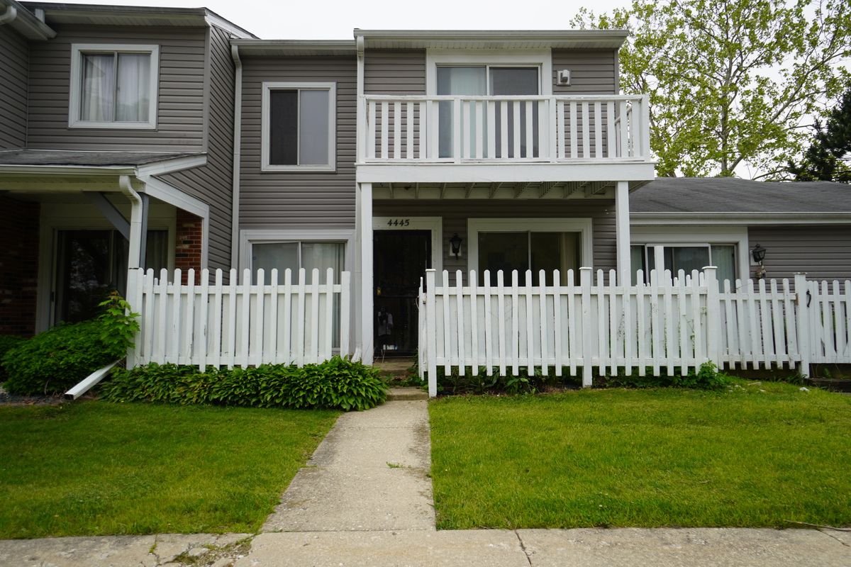 4445 Provincetown Drive, Country Club Hills, IL 60478