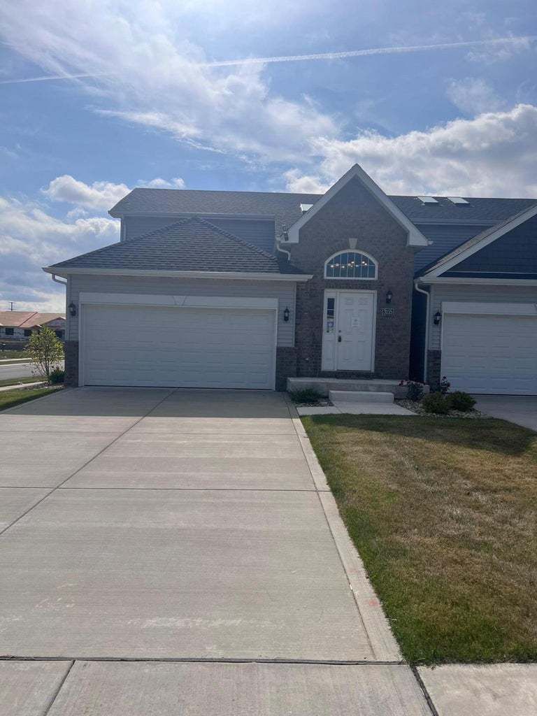 3123 82nd Place, Merrillville, IN 46410