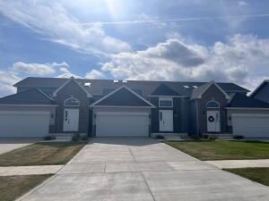 3136 W 83rd Lane #46C — Merrillville, IN 46410